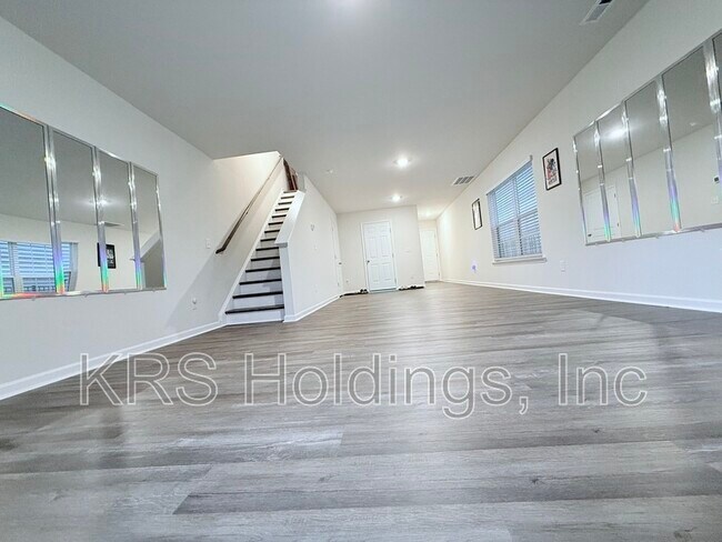 4136 Trevino Dr