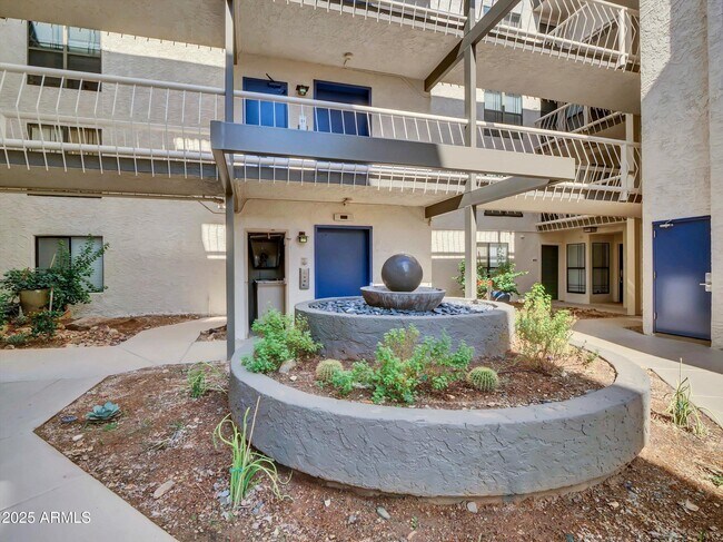 Photo - 5122 N 31st Way Unit 221