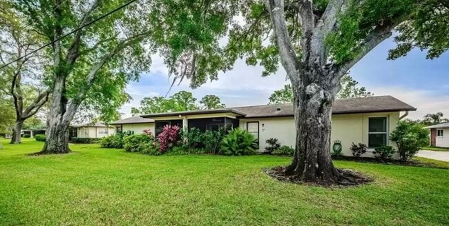 Photo - 1223 Queen Anne Dr
