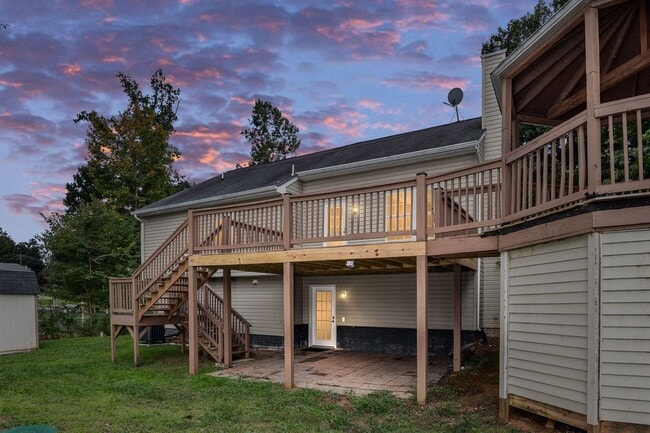 3 Crestview Dr