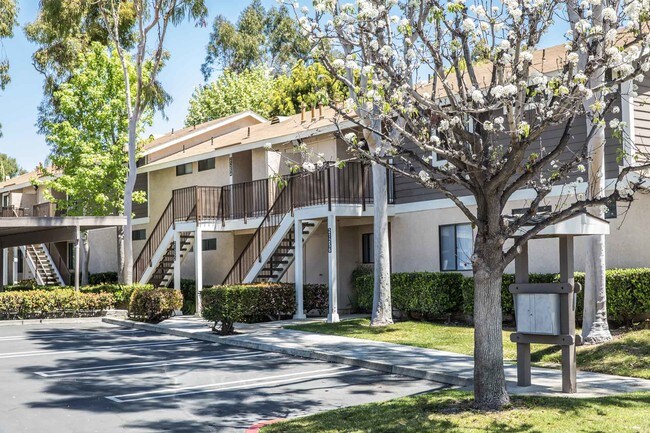 SERRANO HIGHLANDS APARTMENT HOMES