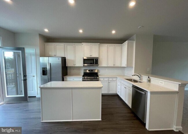 Photo - 1113 Rampart Dr