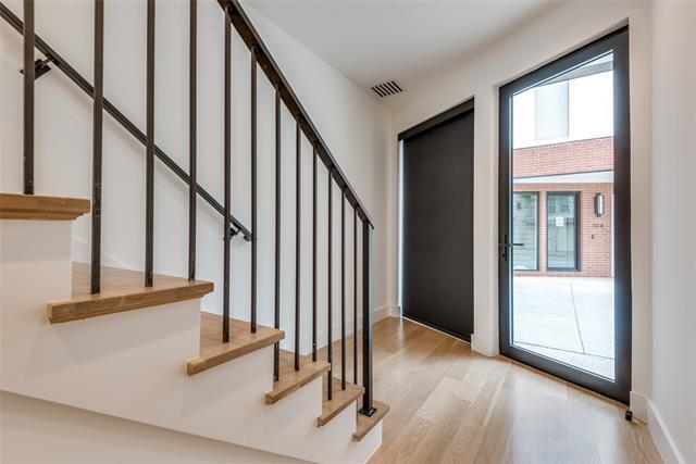 Photo - 3913 Hawthorne Ave Unit 104