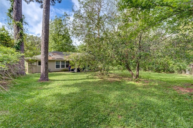 Photo - 3530 Kentwood Dr