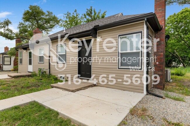 Photo - N Volutsia Duplex Unit 2011