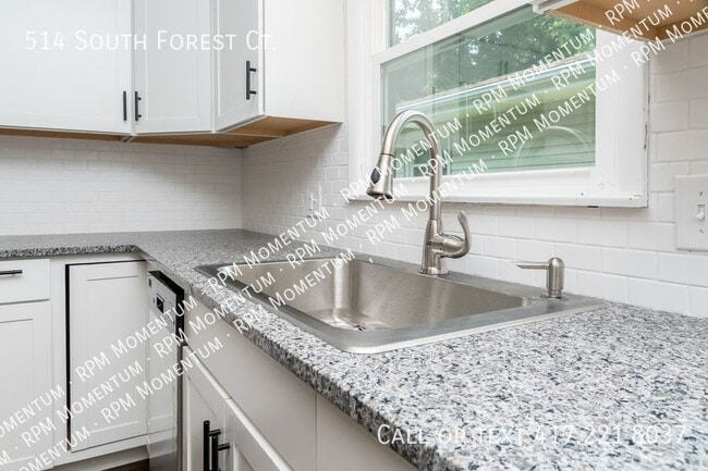 Photo - 514 S Forest Ct