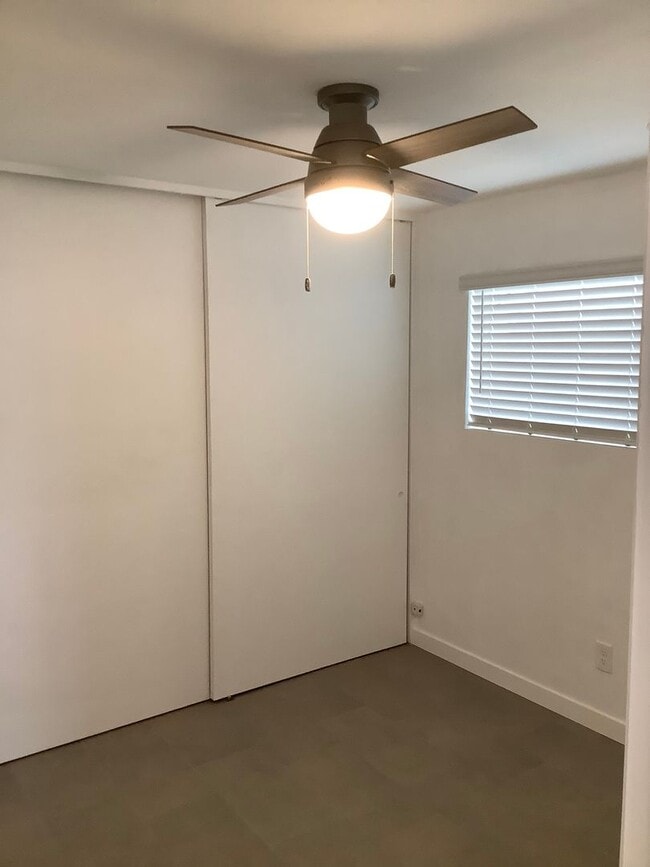 Building Photo - Remodeled 3 Bed 1 Bath Single Story Unit- Ocean Beach