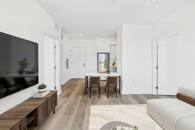 Photo - Diamante Apartments