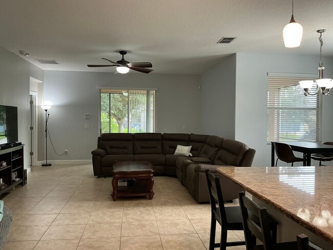 Photo - 15662 Signature Drive
