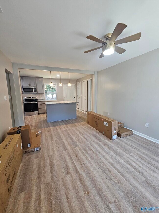 Photo - 3210 Delia Ln NW