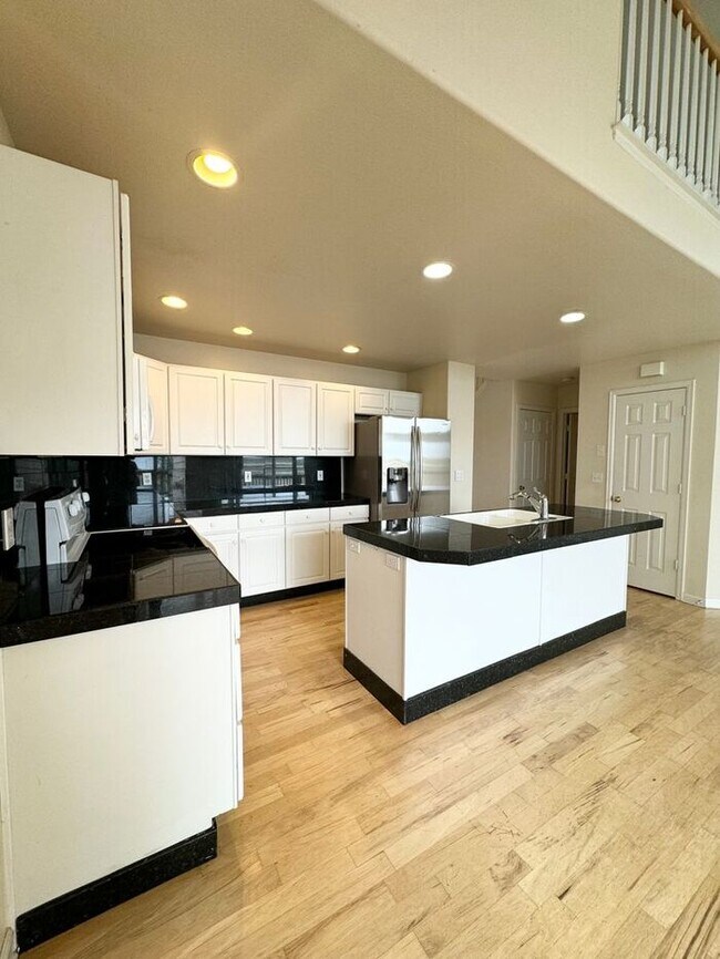 Photo - Stunning 4 Bedroom, 3.5 Bath with 3 car attached garage Home in Paragon Estates in Fort Collins, CO