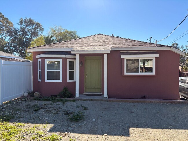 Building Photo - 15635 Curtis Ave