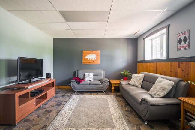 Photo - 1735 Chem. de la Croix Unit ID1061550P