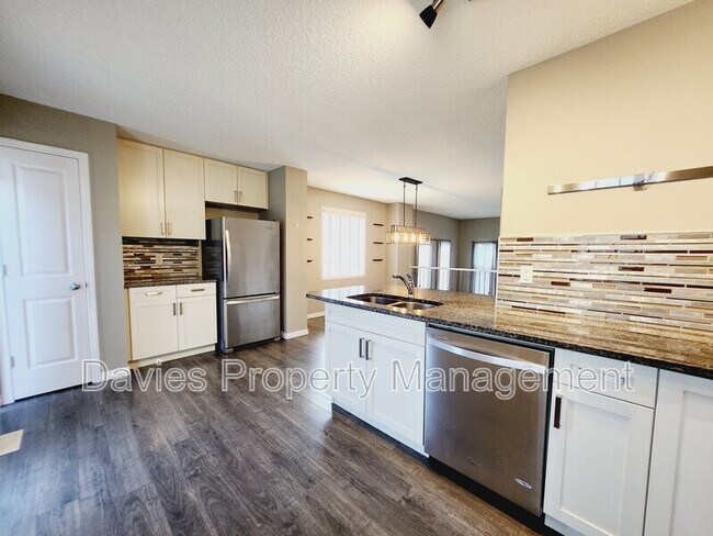 Photo - 1140 Chappelle Blvd SW