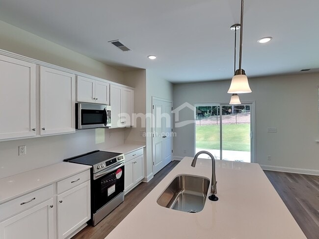 Photo - 6067 Rosemore Ln