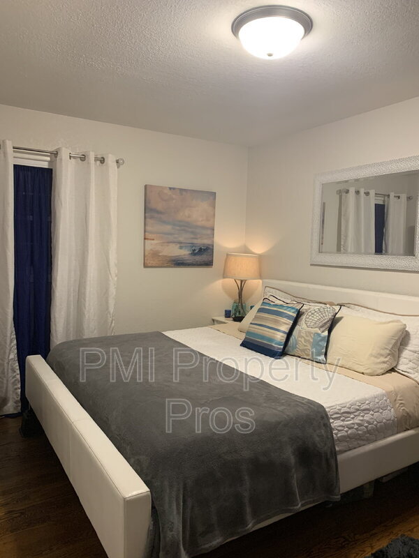 Photo - 2792 S 58th St