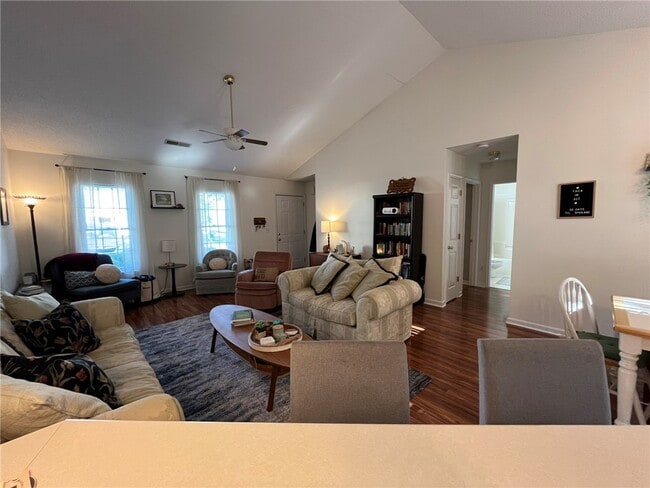 Photo - 116 Arbors Ct