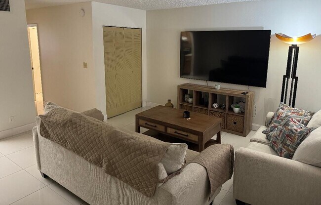 Photo - 6200 NE 22nd Way Unit 307