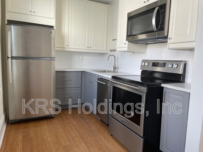 Photo - 423 London St Condo Unit 3
