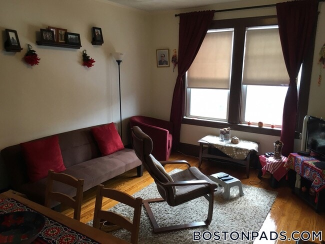 Building Photo - 155 Summer St