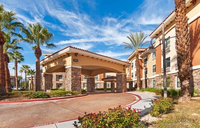 Furnished Studio-Palm Springs - Airport