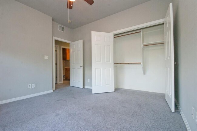 Photo - 2410 Leon St Unit 102