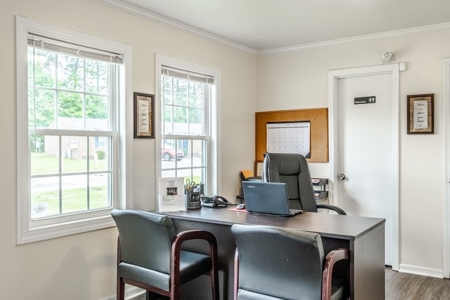 Photo - Falling Creek Villas