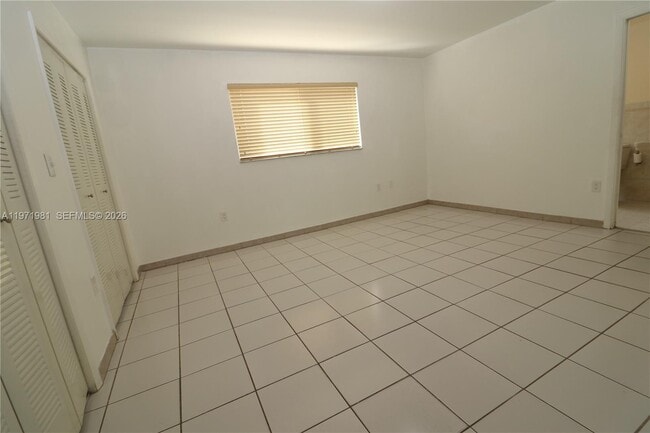 Photo - 230 SW 30th Ave Unit 232