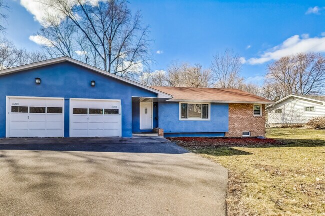 Photo - 5303 33rd Ave N