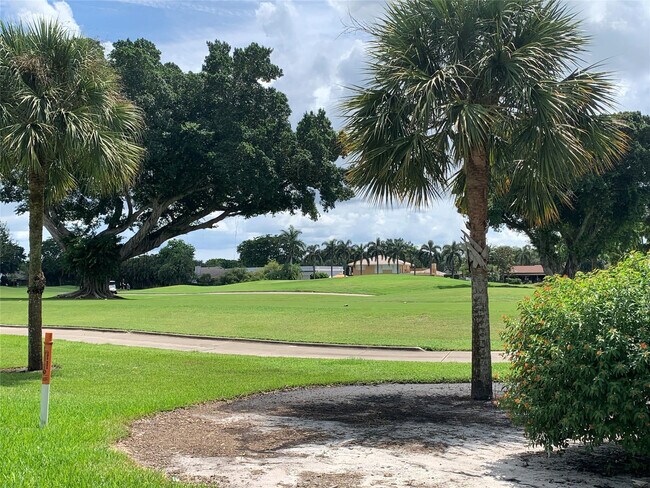 Photo - 200 Jacaranda Country Club Dr Unit 1b