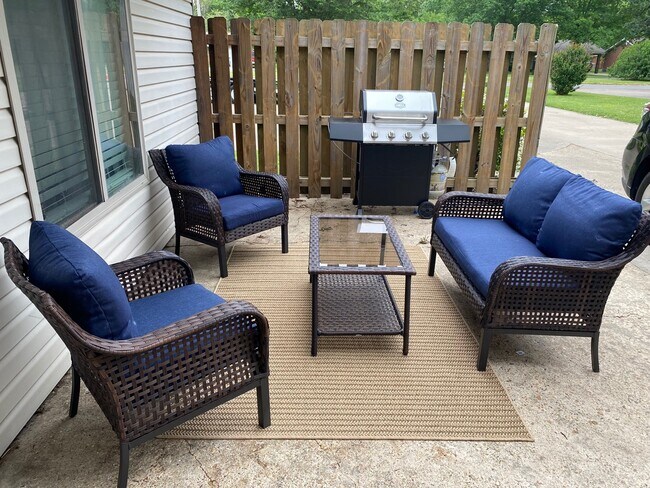 Photo - 917 Davis Blvd