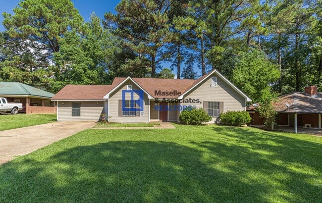 Photo - 5 Bedroom/2 Bath Home in Bellegrove Subdiv...