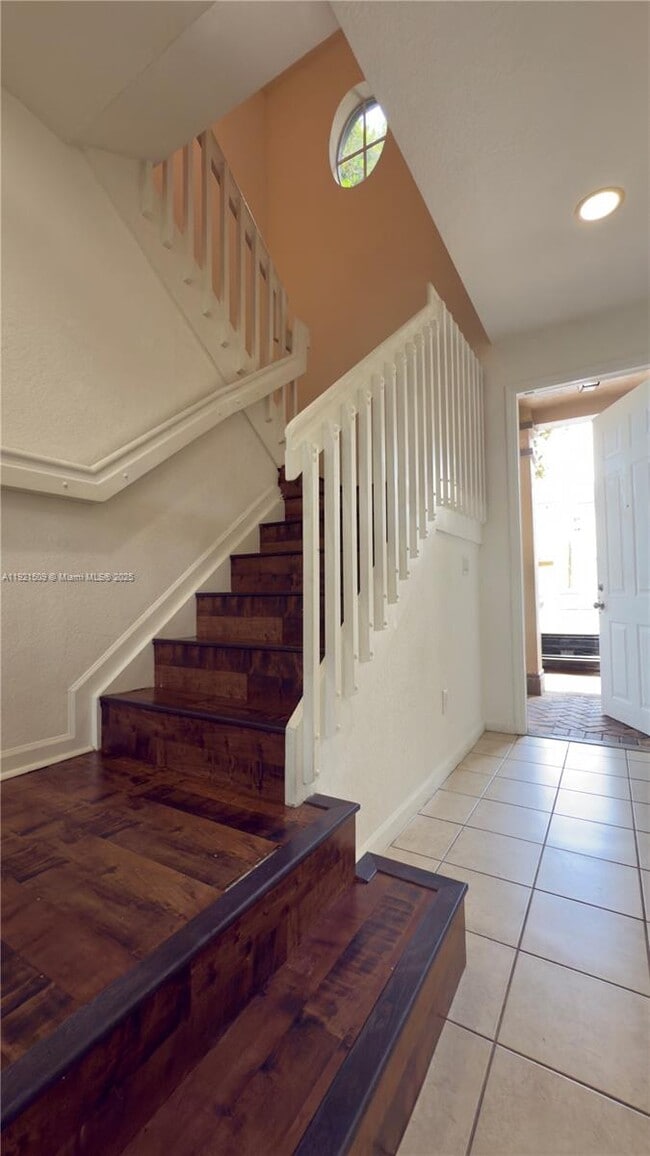 Photo - 1109 Lucaya Dr