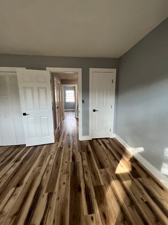 Photo - 149 Briar Mills Dr Unit 1