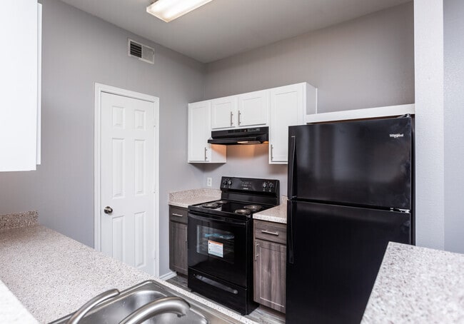 Photo - Palo Alto Apartment Homes