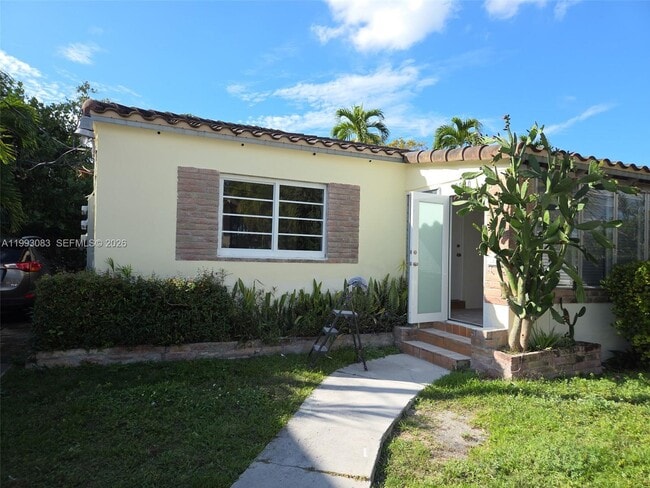 Photo - 8530 Crespi Blvd Unit 8520