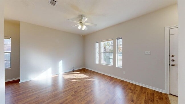 Photo - 1502 Maglothin Ct