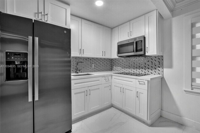 Photo - 3245 Virginia St Unit 16