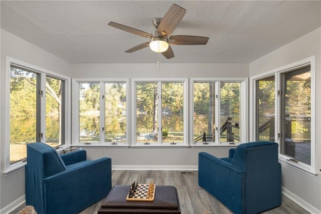 Photo - 12 Itetbury Ln