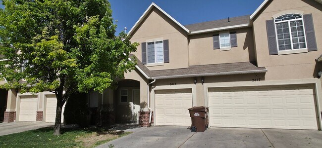 Building Photo - 2413 Big Village Ct