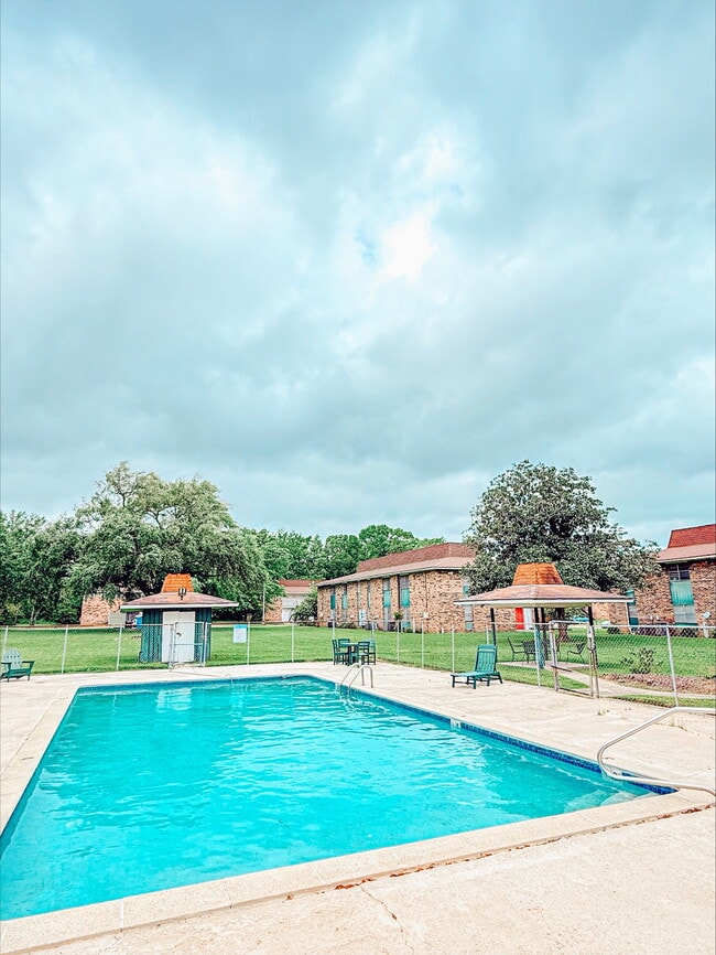Spanish Lake Apartments