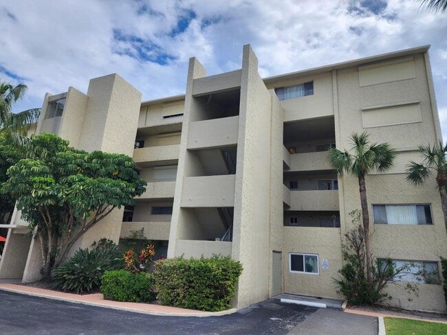 Photo - 5050 Ocean Beach Blvd Unit 502