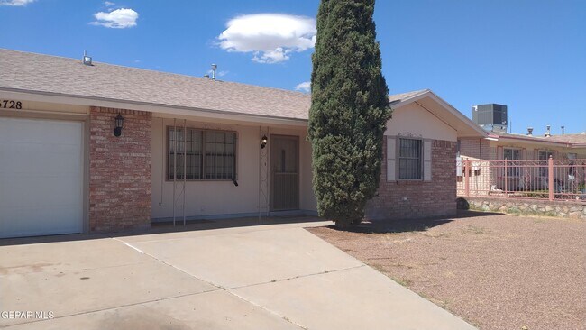 Building Photo - 5728 Dalhart Dr Rental