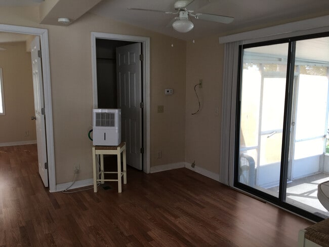 Photo - Lakeside Cute 1/1 in Shelter Cove- Furnished