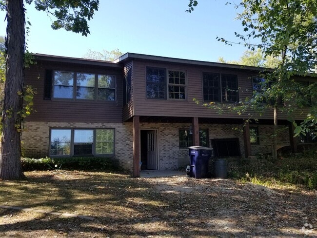 Building Photo - 1223-1225 Elgin Ave. Unit 1225 Rental