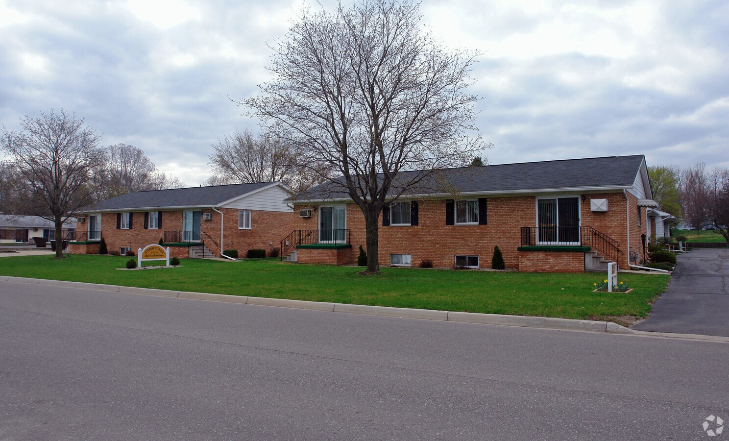 Gateway Village - Gateway Village