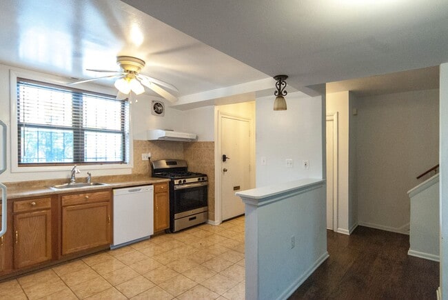 Building Photo - 1346 S Street NW Unit 1