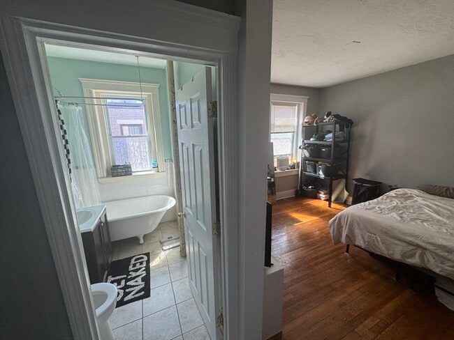 Photo - 1568 Commonwealth Ave Unit 12