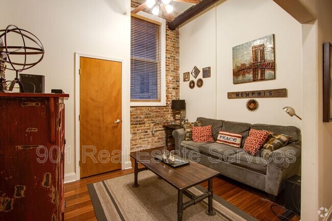 Building Photo - 92 S Main St Unit #104 Rental