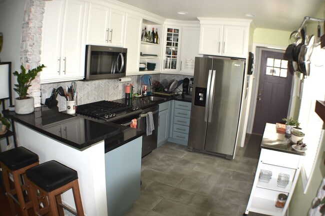 Photo - 1425 E Zenith Ave